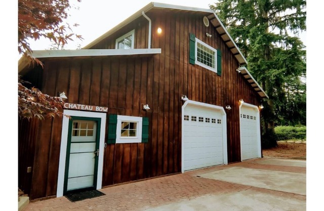 Modern Barn Retreat with Private Taproom & Forest Views