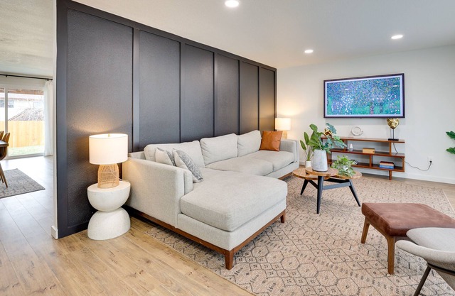 Modern Boise Home ~ 7 Mi to Albertsons Stadium!