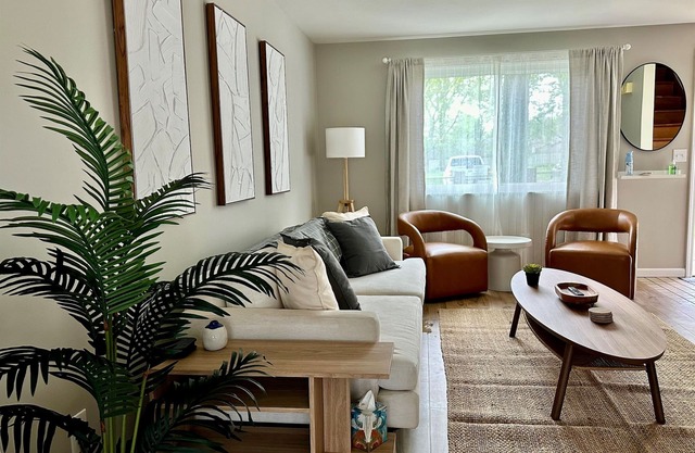 Modern, Bright, Townhouse in Westerville