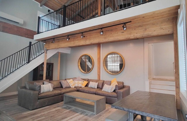 Modern Bunkhouse located in the heart of activity for large groups