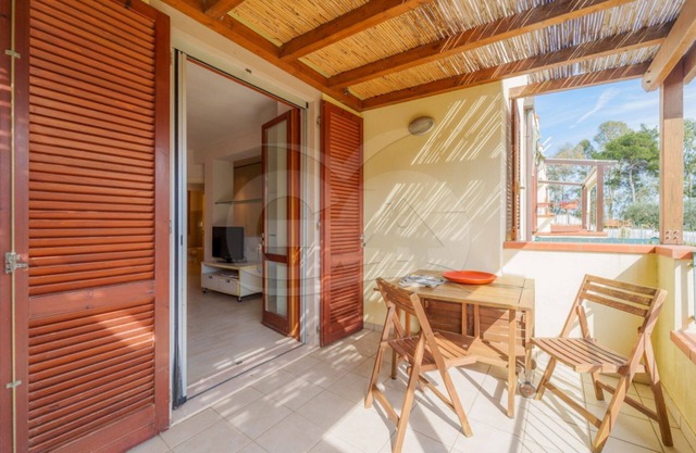 Modern Casa Lula with double bathroom, garden and terrace immersed in the greenery of Marina di Camp