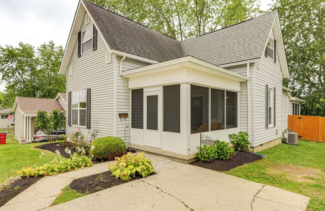Modern Comfort Near Columbus: Home w/ Yard & Porch