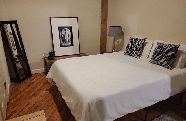 Modern Comfort Near Downtown – 5 Mins to Riverwalk, Breweries & VCU!