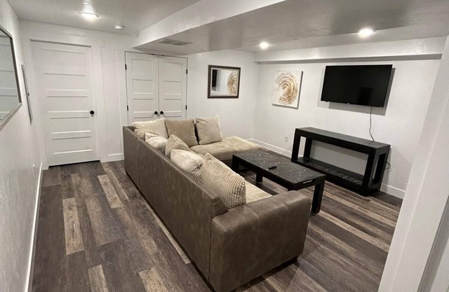 Modern Comfort Near the Uinta Mountains – 3BR Family Retreat in Duchesne, UT