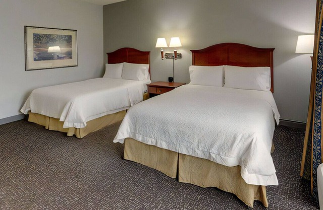 Modern & Comfortable Place! WiFi & Indoor Pool