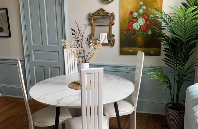 Modern Comforts in Downtown's Victorian Gem, Patio