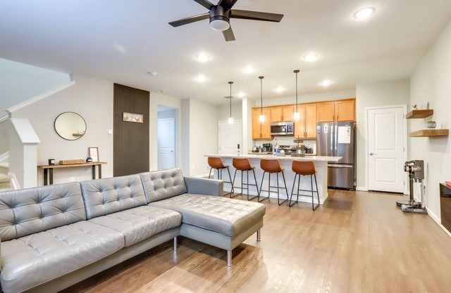 Modern Commerce City Vacation Rental, Near DIA!
