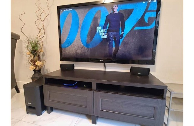 Modern, contemporary 2 Bedrooms, private suite