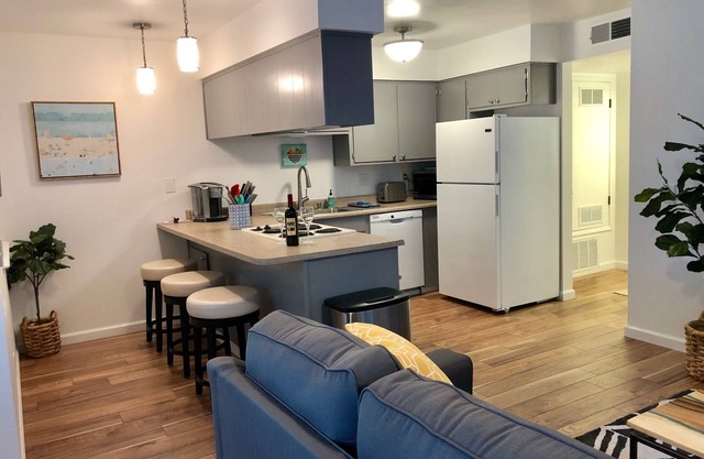 Modern-Contemporary 2-Bedroom in der Nähe der Innenstadt von Chico