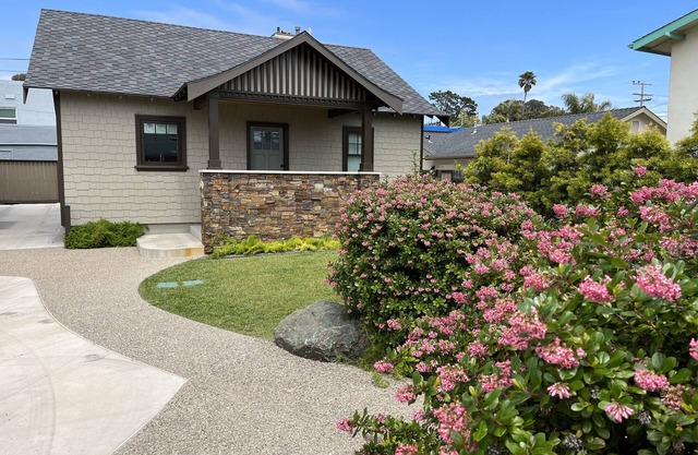 modern cottage with yard and play area and parking in downtown Pismo!