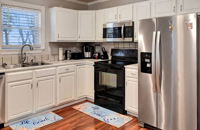 Modern & Cozy 3BR/2BA Netflix Big Parking
