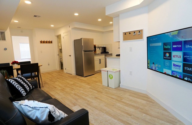 Modern Cozy Beach Getaway w/ Deck + Parking -- 604 #1