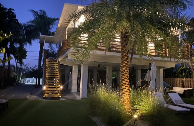 Modern Cozy Beachouse Gem