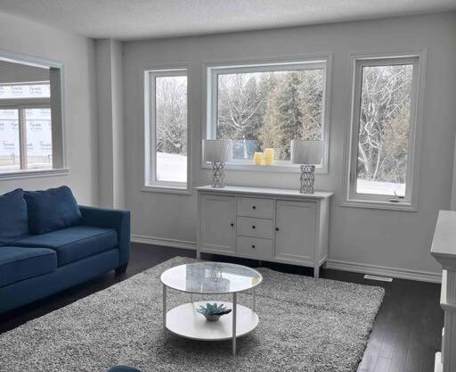 Modern & Cozy Kawartha Getaway