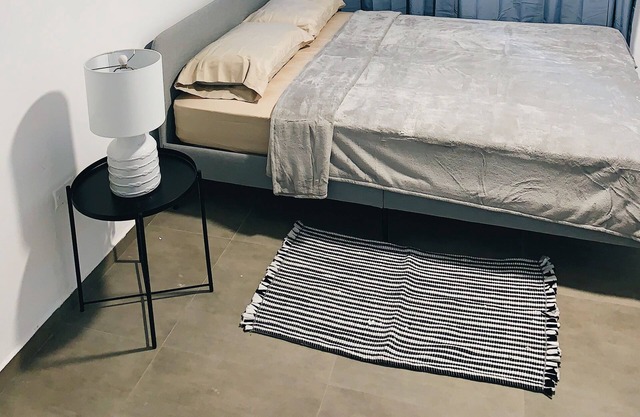 Modern & Cozy Studio - Centrally Located [D]