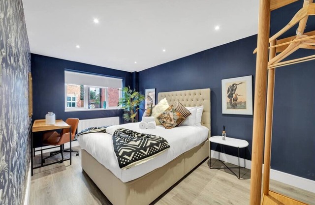 Modern Deluxe 3 Bedroom Flat