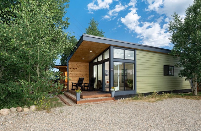 Modern Tiny House w/ Private Sauna