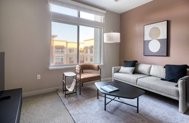 Modern Dublin 1BR w/ Parking, Gym & A/C, nr Shopping, by Blueground