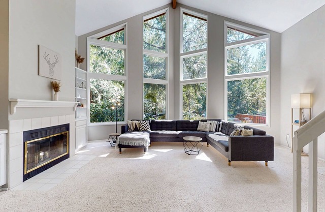 Modern, family-friendly lakefront retreat with private hot tub and lake access