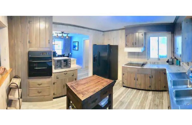 Modern Fryeburg Farmhouse