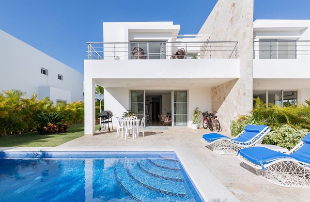 Moderne Golf & Strand Villa - Bahia Principe, Playa Nueva Romana