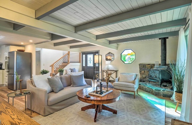 Modern Groveland Chalet ~ 25 Mi to Yosemite!