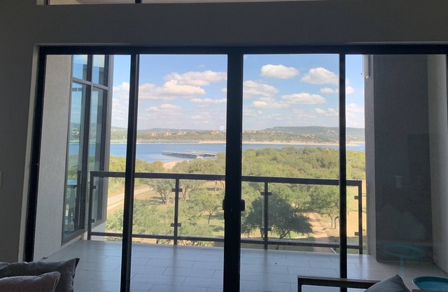 Modern Hill Country Oasis with panoramic views of Lake Travis