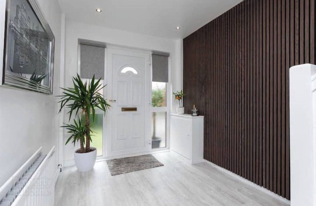 Modern Home 10 Mins to Belfast City