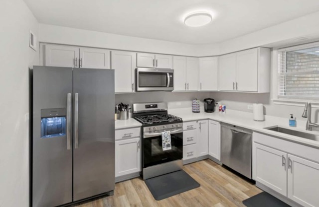 Modern Home Centrally Located