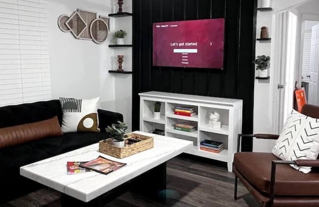 Modern home in Detroit/4QBDS/Near everything /free parkingnlong stays welcome