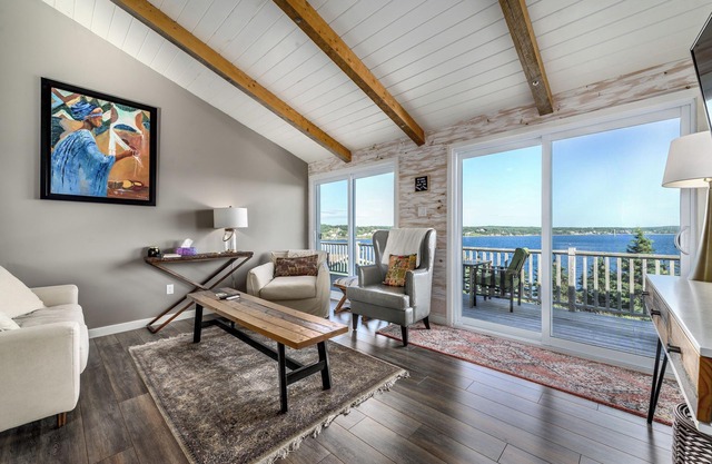 Modern Home Steps from Brewery with Ocean View