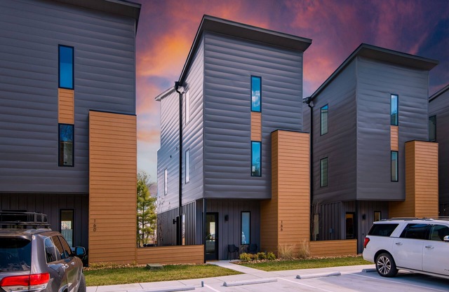 Modern Home Sunrise Views By Downtown Chattanooga