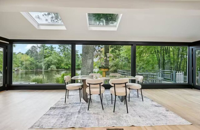 Modern Lake Home - 4-bedroom house in charming North Attleborough and Mansfield