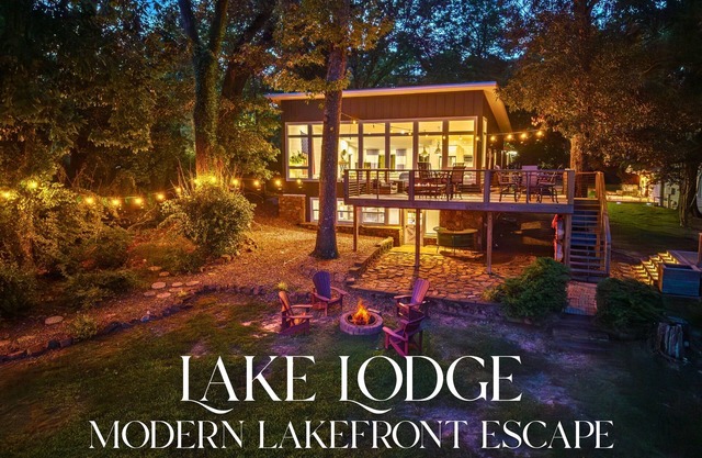 Lakefront | Best Views | Close to Town