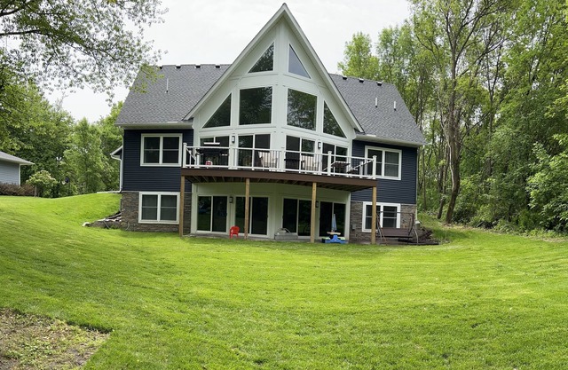 Modern Lakeside Home built in 2021 only 45 min south of Twin Cities