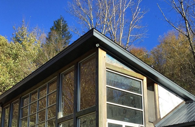 Moderne, lichtdurchflutete Kabine im Herzen des Catskill Park auf 12 Acres