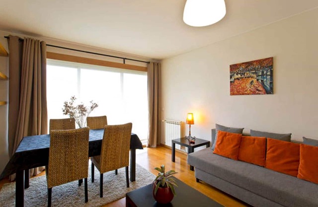 Moderne Licht ruhige und komfortable Wohnung T1 mit Garage