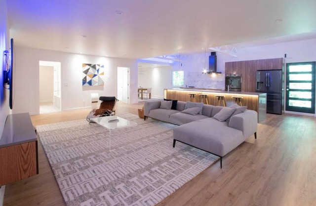 Modern Living in Kirkland