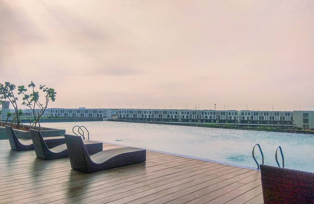 Modern Look And Restful Studio At 32Th Floor Vasanta Innopark Apartment