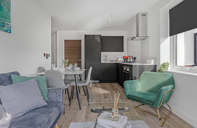 Modern Luxury 2 Bedroom Apartment near NEC & Birmingham airport