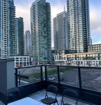 Modern Luxury 3 bed rooms House in Toronto Mississauga