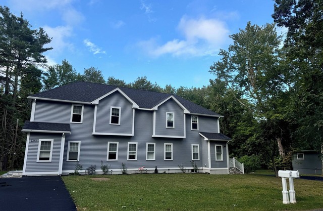Modern/Luxury Condo Norwood