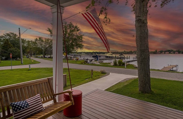 Modern Luxury on Spring Lake with Private Dock for Your Boat!