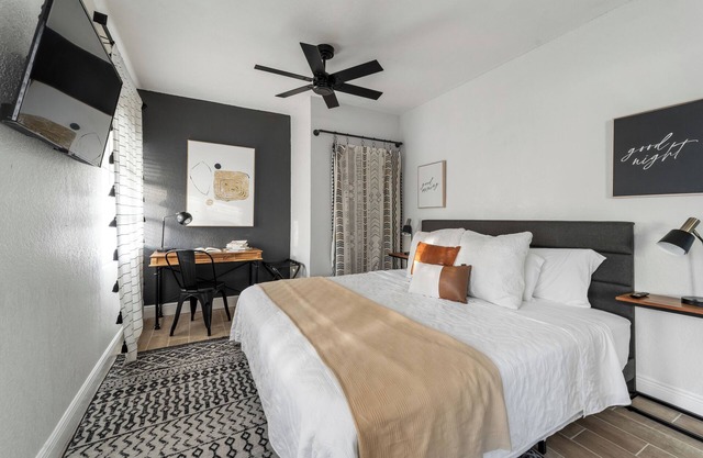 MODERN/Mins to Beach/walk to dwtn/Free parking