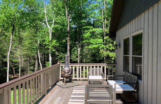 Modern Mountain Getaway | The Catskills Cottage