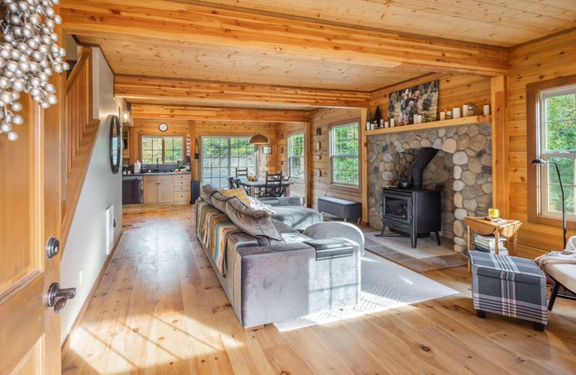Modern Mountain Getaway
