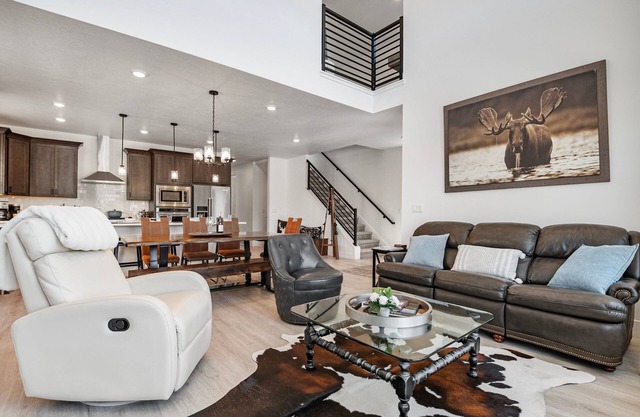 Modern Mountain Retreat | Sleeps 15 | Resort Views, Minutes to Skiing, Packed with Amenities!