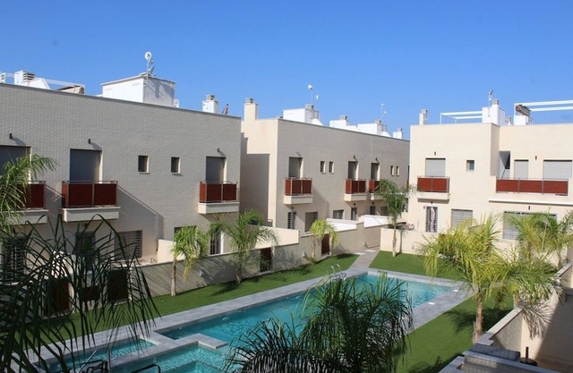 Modern New Built 2 Bedroom Apartment in the beach town of Torre de la Horadada