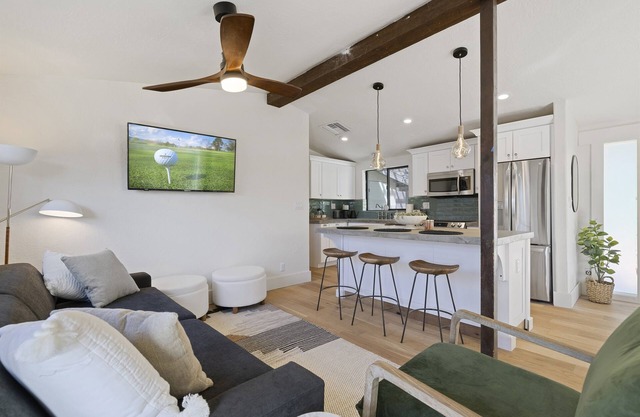 Modern Oasis in Heart of Sedona, Enclosed Yard