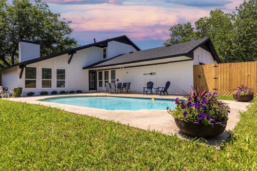 Modern Oasis